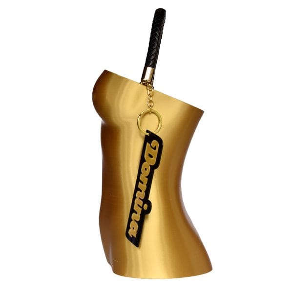 Detalle del acabado metalizado del bolso Domina de GalloBuey: estructura rígida impresa en 3D en filamento Silk Gold para Juan Duyos